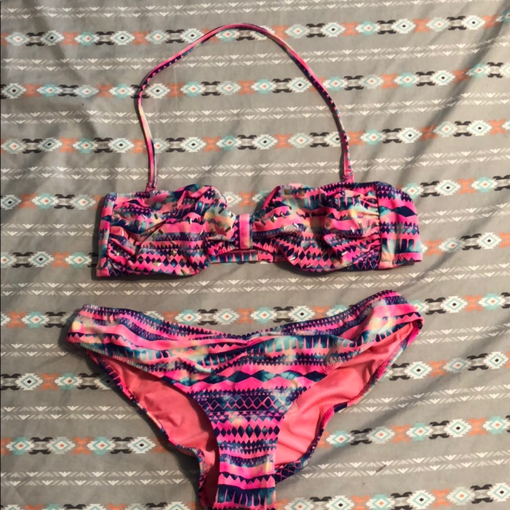 Victoria’s Secret PINK bathing suit set 👙